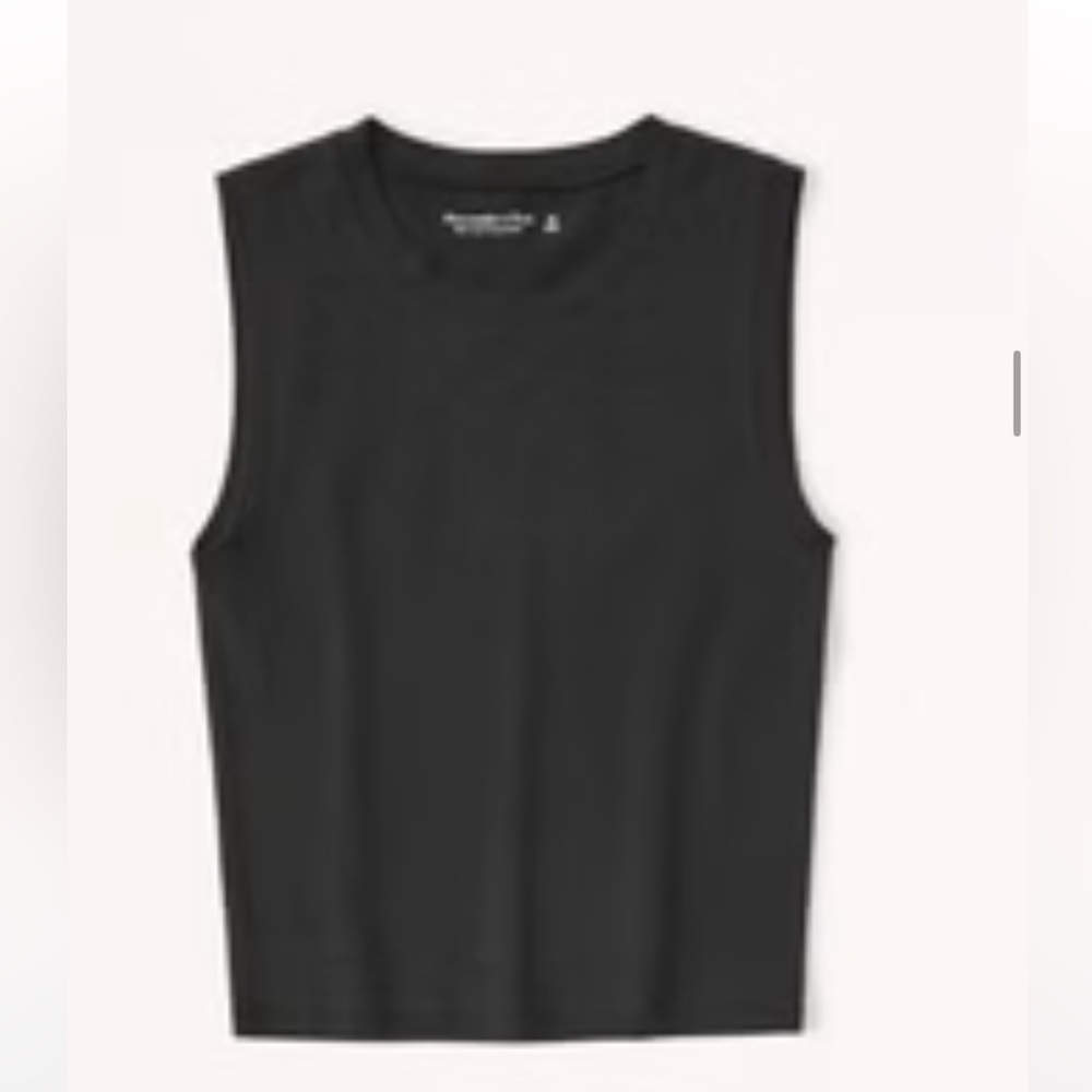 Essential Crew Tank